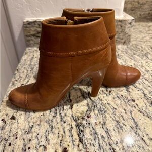 Plenty by Tracy Reese Natalya Bootie Sz 37.5